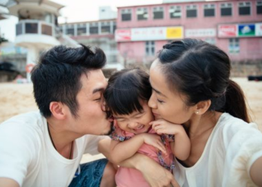 Full-Page Photo Horizontal (Double-Sided) - Stationery by Paperless Post