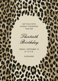 Invitación con marco con estampado de leopardo