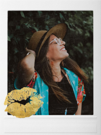 Snapshot - Gold Kiss by Paperless Post