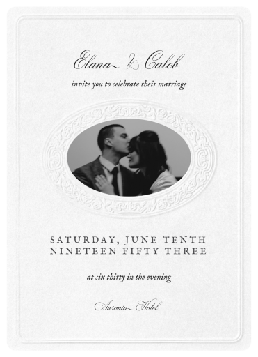 Photo Elegant Oval Frame Invitation
